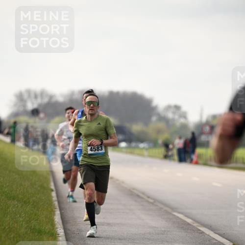 12.04.2026 - 45. Internationalen Wilhelmsburger Insellauf Dr. Thomas Lammeyer http://msf.ph/oto/9438956 12.04.2026 09:56:50 Laufen 4, 4583 meine-sportfotos.de