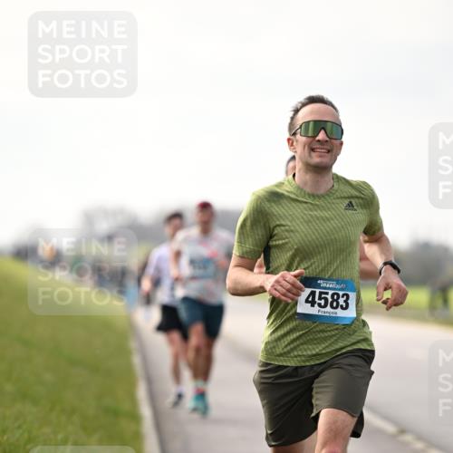 12.04.2026 - 45. Internationalen Wilhelmsburger Insellauf Dr. Thomas Lammeyer http://msf.ph/oto/9438980 12.04.2026 09:56:53 Laufen 4583 meine-sportfotos.de
