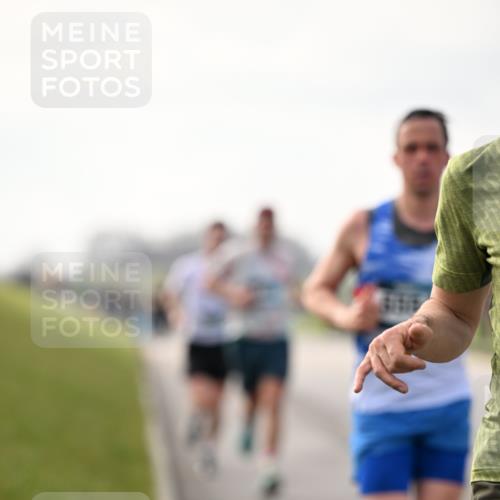 12.04.2026 - 45. Internationalen Wilhelmsburger Insellauf Dr. Thomas Lammeyer http://msf.ph/oto/9438986 12.04.2026 09:56:55 Laufen  meine-sportfotos.de