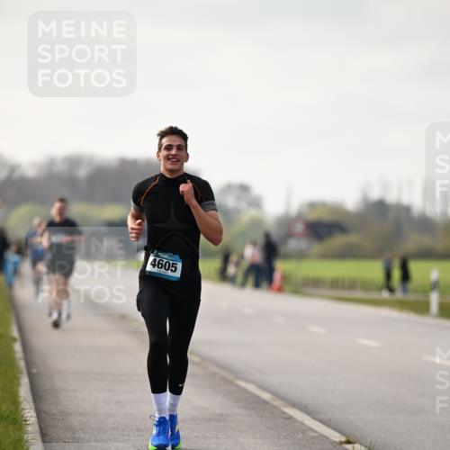 12.04.2026 - 45. Internationalen Wilhelmsburger Insellauf Dr. Thomas Lammeyer http://msf.ph/oto/9439006 12.04.2026 09:57:10 Laufen 4605 meine-sportfotos.de