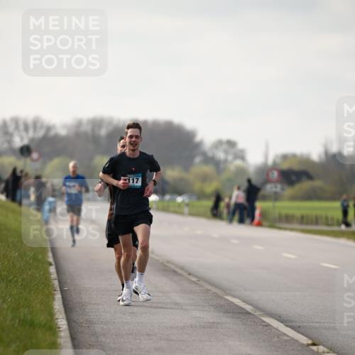 12.04.2026 - 45. Internationalen Wilhelmsburger Insellauf Dr. Thomas Lammeyer http://msf.ph/oto/9439022 12.04.2026 09:57:16 Laufen 117 meine-sportfotos.de
