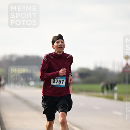 12.04.2026 - 45. Internationalen Wilhelmsburger Insellauf Dr. Thomas Lammeyer http://msf.ph/oto/9439095 12.04.2026 09:57:50 Laufen 2757 meine-sportfotos.de