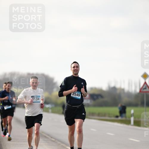 12.04.2026 - 45. Internationalen Wilhelmsburger Insellauf Dr. Thomas Lammeyer http://msf.ph/oto/9439145 12.04.2026 09:58:24 Laufen 3134, 2549 meine-sportfotos.de