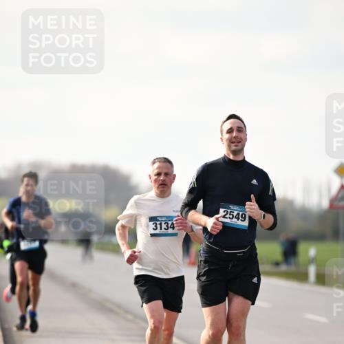 12.04.2026 - 45. Internationalen Wilhelmsburger Insellauf Dr. Thomas Lammeyer http://msf.ph/oto/9439154 12.04.2026 09:58:25 Laufen 3134, 2549 meine-sportfotos.de