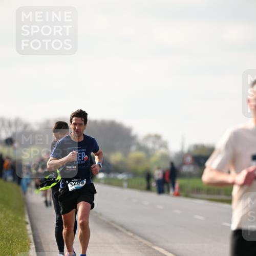 12.04.2026 - 45. Internationalen Wilhelmsburger Insellauf Dr. Thomas Lammeyer http://msf.ph/oto/9439165 12.04.2026 09:58:28 Laufen 2023, 3289 meine-sportfotos.de