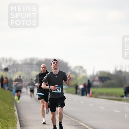 12.04.2026 - 45. Internationalen Wilhelmsburger Insellauf Dr. Thomas Lammeyer http://msf.ph/oto/9439200 12.04.2026 09:58:39 Laufen 5976, 226 meine-sportfotos.de