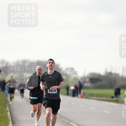 12.04.2026 - 45. Internationalen Wilhelmsburger Insellauf Dr. Thomas Lammeyer http://msf.ph/oto/9439203 12.04.2026 09:58:39 Laufen 3976, 22 meine-sportfotos.de