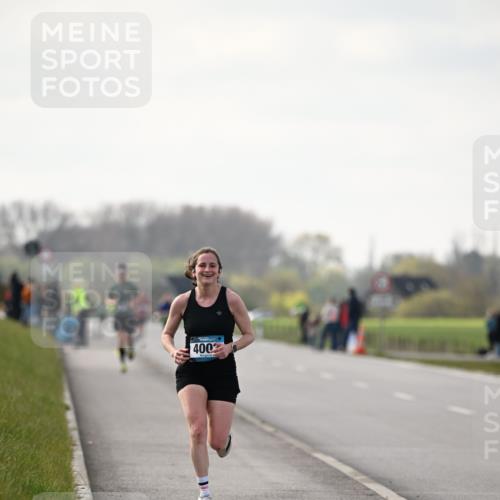 12.04.2026 - 45. Internationalen Wilhelmsburger Insellauf Dr. Thomas Lammeyer http://msf.ph/oto/9439256 12.04.2026 09:59:13 Laufen 400 meine-sportfotos.de