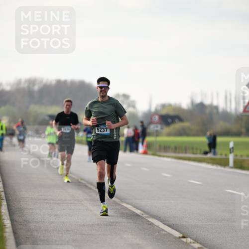 12.04.2026 - 45. Internationalen Wilhelmsburger Insellauf Dr. Thomas Lammeyer http://msf.ph/oto/9439273 12.04.2026 09:59:26 Laufen 5237 meine-sportfotos.de