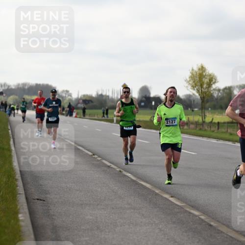 12.04.2026 - 45. Internationalen Wilhelmsburger Insellauf Dr. Thomas Lammeyer http://msf.ph/oto/9439325 12.04.2026 09:59:46 Laufen 2253, 5271, 2127, 4291 meine-sportfotos.de
