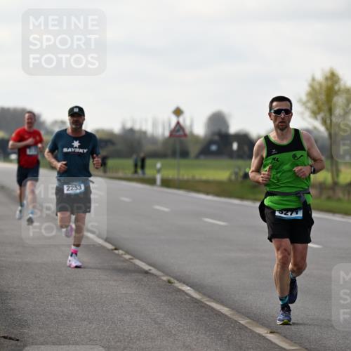 12.04.2026 - 45. Internationalen Wilhelmsburger Insellauf Dr. Thomas Lammeyer http://msf.ph/oto/9439333 12.04.2026 09:59:48 Laufen 210, 2253 meine-sportfotos.de