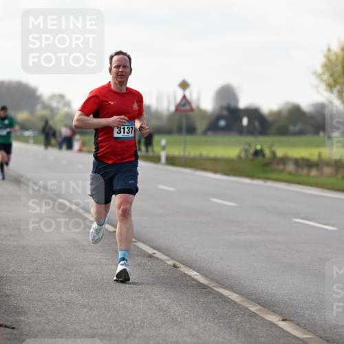 12.04.2026 - 45. Internationalen Wilhelmsburger Insellauf Dr. Thomas Lammeyer http://msf.ph/oto/9439351 12.04.2026 09:59:52 Laufen 3137 meine-sportfotos.de