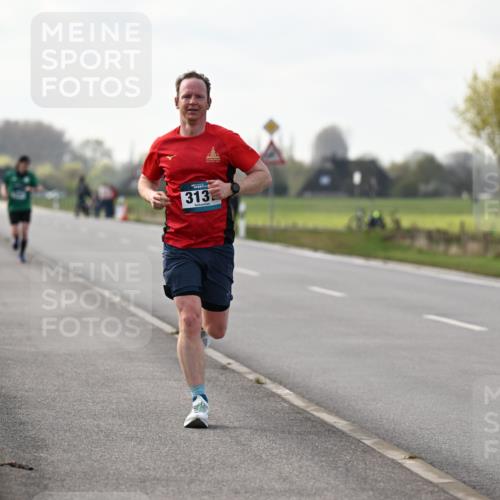 12.04.2026 - 45. Internationalen Wilhelmsburger Insellauf Dr. Thomas Lammeyer http://msf.ph/oto/9439354 12.04.2026 09:59:52 Laufen 313 meine-sportfotos.de