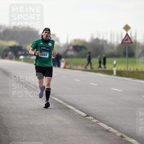 12.04.2026 - 45. Internationalen Wilhelmsburger Insellauf Dr. Thomas Lammeyer http://msf.ph/oto/9439369 12.04.2026 09:59:57 Laufen 5591 meine-sportfotos.de
