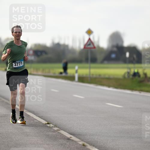 12.04.2026 - 45. Internationalen Wilhelmsburger Insellauf Dr. Thomas Lammeyer http://msf.ph/oto/9439394 12.04.2026 10:00:21 Laufen 3771 meine-sportfotos.de