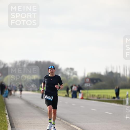 12.04.2026 - 45. Internationalen Wilhelmsburger Insellauf Dr. Thomas Lammeyer http://msf.ph/oto/9439404 12.04.2026 10:00:38 Laufen 3776 meine-sportfotos.de