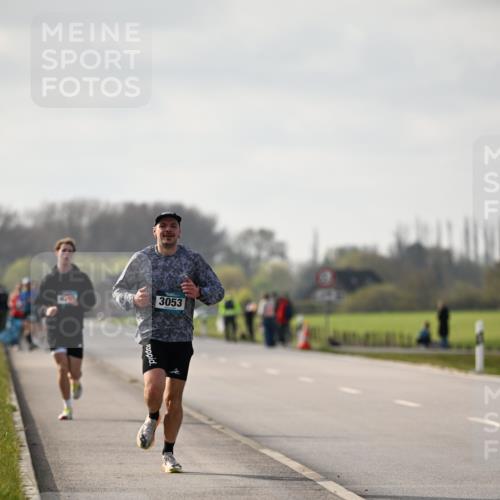 12.04.2026 - 45. Internationalen Wilhelmsburger Insellauf Dr. Thomas Lammeyer http://msf.ph/oto/9439429 12.04.2026 10:01:05 Laufen 3053 meine-sportfotos.de