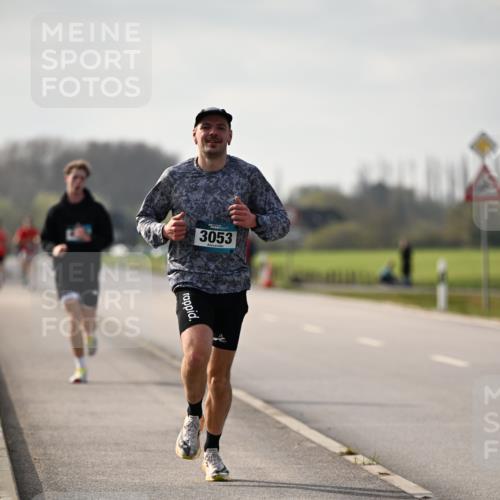 12.04.2026 - 45. Internationalen Wilhelmsburger Insellauf Dr. Thomas Lammeyer http://msf.ph/oto/9439445 12.04.2026 10:01:07 Laufen 3053 meine-sportfotos.de