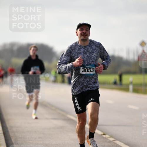 12.04.2026 - 45. Internationalen Wilhelmsburger Insellauf Dr. Thomas Lammeyer http://msf.ph/oto/9439453 12.04.2026 10:01:08 Laufen 3053 meine-sportfotos.de