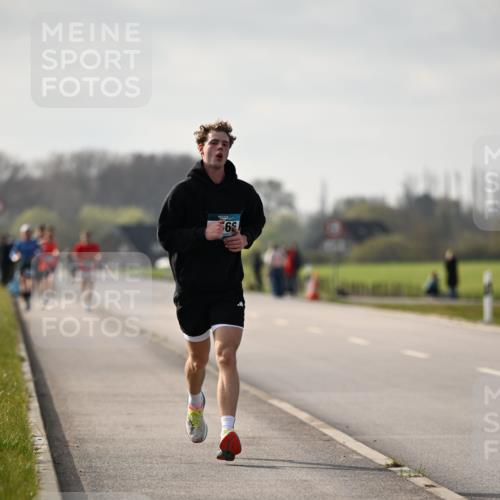 12.04.2026 - 45. Internationalen Wilhelmsburger Insellauf Dr. Thomas Lammeyer http://msf.ph/oto/9439465 12.04.2026 10:01:10 Laufen 66 meine-sportfotos.de