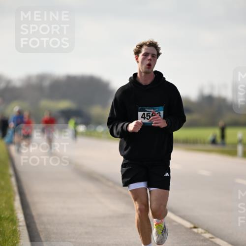 12.04.2026 - 45. Internationalen Wilhelmsburger Insellauf Dr. Thomas Lammeyer http://msf.ph/oto/9439480 12.04.2026 10:01:12 Laufen 45 meine-sportfotos.de