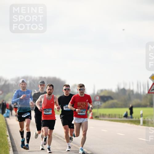 12.04.2026 - 45. Internationalen Wilhelmsburger Insellauf Dr. Thomas Lammeyer http://msf.ph/oto/9439487 12.04.2026 10:01:26 Laufen 5694, 5561, 449, 1953 meine-sportfotos.de