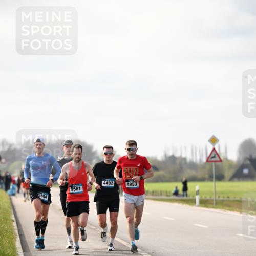 12.04.2026 - 45. Internationalen Wilhelmsburger Insellauf Dr. Thomas Lammeyer http://msf.ph/oto/9439495 12.04.2026 10:01:27 Laufen 5561, 5684, 4492, 4953 meine-sportfotos.de