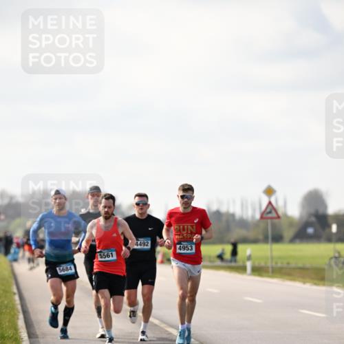 12.04.2026 - 45. Internationalen Wilhelmsburger Insellauf Dr. Thomas Lammeyer http://msf.ph/oto/9439498 12.04.2026 10:01:28 Laufen 5561, 5684, 4492, 4953 meine-sportfotos.de