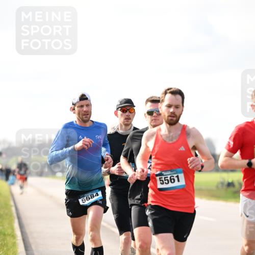 12.04.2026 - 45. Internationalen Wilhelmsburger Insellauf Dr. Thomas Lammeyer http://msf.ph/oto/9439520 12.04.2026 10:01:31 Laufen 5684, 5561 meine-sportfotos.de