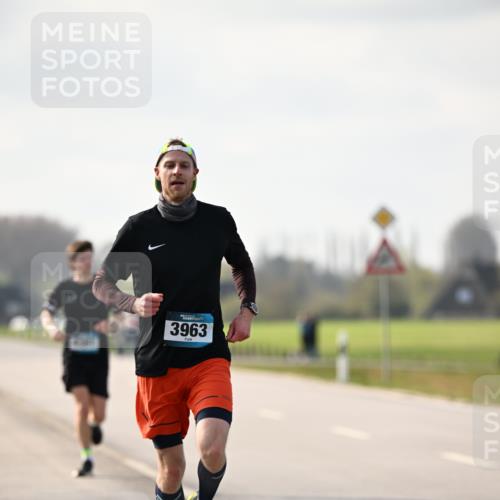 12.04.2026 - 45. Internationalen Wilhelmsburger Insellauf Dr. Thomas Lammeyer http://msf.ph/oto/9439551 12.04.2026 10:01:44 Laufen 3963 meine-sportfotos.de