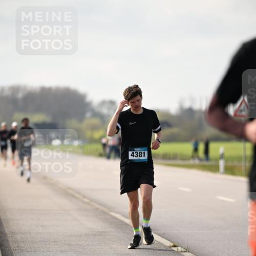 12.04.2026 - 45. Internationalen Wilhelmsburger Insellauf Dr. Thomas Lammeyer http://msf.ph/oto/9439557 12.04.2026 10:01:46 Laufen 4381 meine-sportfotos.de