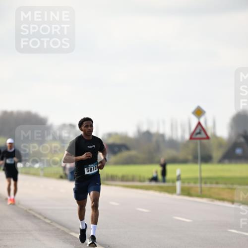12.04.2026 - 45. Internationalen Wilhelmsburger Insellauf Dr. Thomas Lammeyer http://msf.ph/oto/9439577 12.04.2026 10:01:54 Laufen 5812 meine-sportfotos.de
