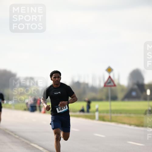 12.04.2026 - 45. Internationalen Wilhelmsburger Insellauf Dr. Thomas Lammeyer http://msf.ph/oto/9439586 12.04.2026 10:01:55 Laufen 1917009, 5812 meine-sportfotos.de