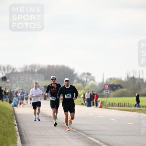 12.04.2026 - 45. Internationalen Wilhelmsburger Insellauf Dr. Thomas Lammeyer http://msf.ph/oto/9439598 12.04.2026 10:01:58 Laufen 2383, 2595 meine-sportfotos.de