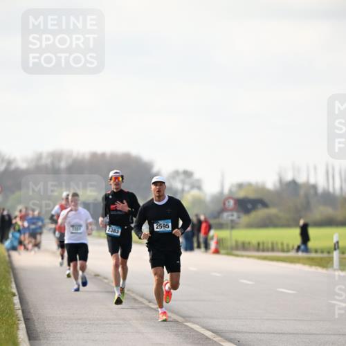 12.04.2026 - 45. Internationalen Wilhelmsburger Insellauf Dr. Thomas Lammeyer http://msf.ph/oto/9439608 12.04.2026 10:01:59 Laufen 2383, 2595 meine-sportfotos.de