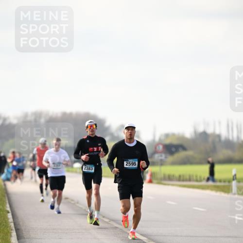 12.04.2026 - 45. Internationalen Wilhelmsburger Insellauf Dr. Thomas Lammeyer http://msf.ph/oto/9439616 12.04.2026 10:02:00 Laufen 2383, 2595 meine-sportfotos.de