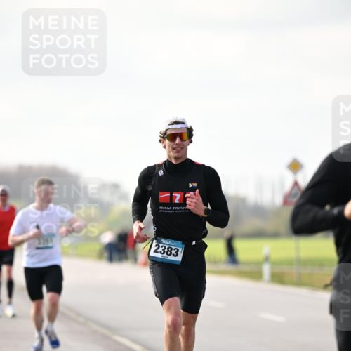 12.04.2026 - 45. Internationalen Wilhelmsburger Insellauf Dr. Thomas Lammeyer http://msf.ph/oto/9439645 12.04.2026 10:02:05 Laufen 2383 meine-sportfotos.de