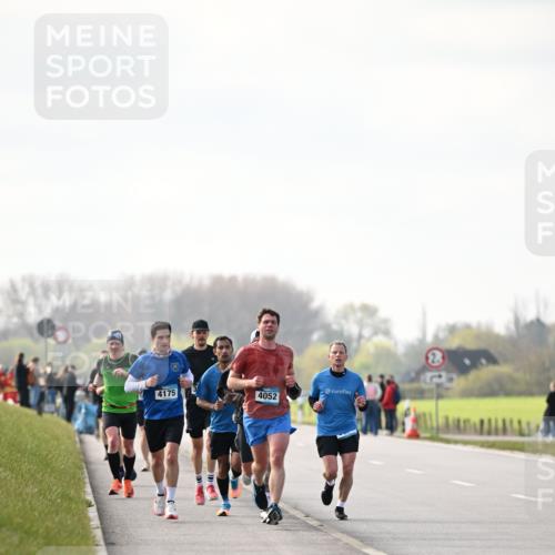 12.04.2026 - 45. Internationalen Wilhelmsburger Insellauf Dr. Thomas Lammeyer http://msf.ph/oto/9439668 12.04.2026 10:02:20 Laufen 4175, 4052 meine-sportfotos.de