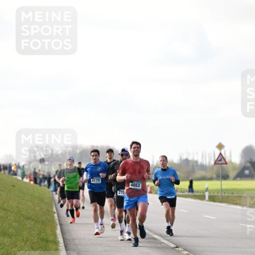 12.04.2026 - 45. Internationalen Wilhelmsburger Insellauf Dr. Thomas Lammeyer http://msf.ph/oto/9439687 12.04.2026 10:02:24 Laufen 4175, 270, 4052 meine-sportfotos.de