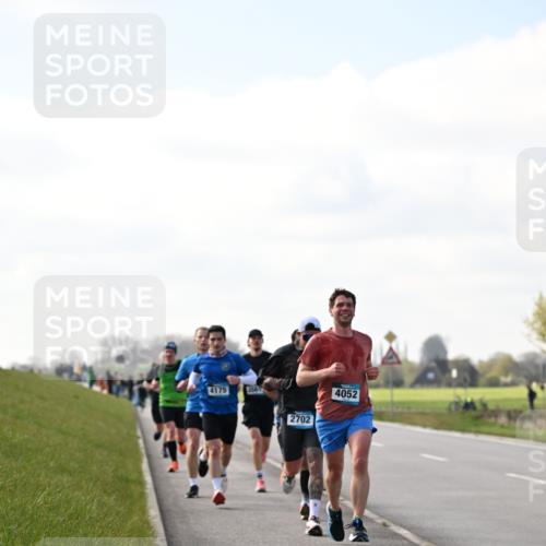 12.04.2026 - 45. Internationalen Wilhelmsburger Insellauf Dr. Thomas Lammeyer http://msf.ph/oto/9439699 12.04.2026 10:02:26 Laufen 4175, 2702, 4052 meine-sportfotos.de