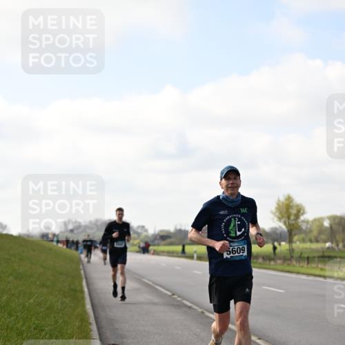 12.04.2026 - 45. Internationalen Wilhelmsburger Insellauf Dr. Thomas Lammeyer http://msf.ph/oto/9439750 12.04.2026 10:02:35 Laufen 361, 5609 meine-sportfotos.de