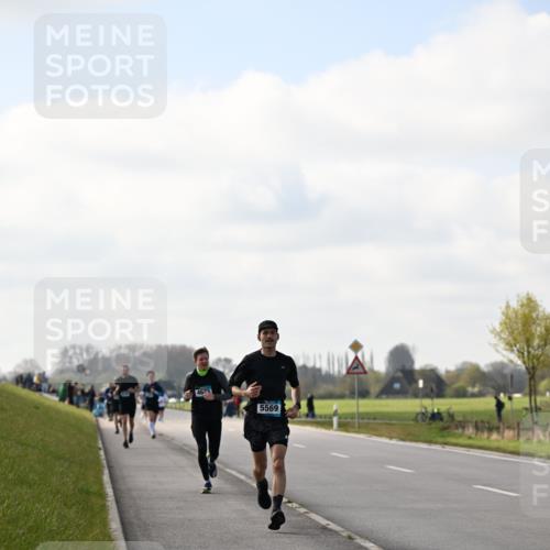 12.04.2026 - 45. Internationalen Wilhelmsburger Insellauf Dr. Thomas Lammeyer http://msf.ph/oto/9439790 12.04.2026 10:02:45 Laufen 4673, 5569 meine-sportfotos.de