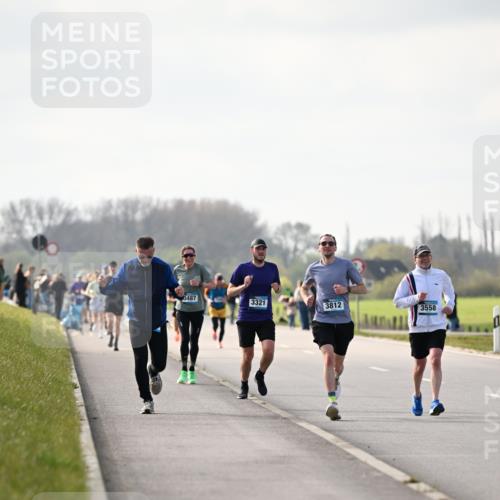 12.04.2026 - 45. Internationalen Wilhelmsburger Insellauf Dr. Thomas Lammeyer http://msf.ph/oto/9439861 12.04.2026 10:03:03 Laufen 3487, 3321, 3812, 3558 meine-sportfotos.de