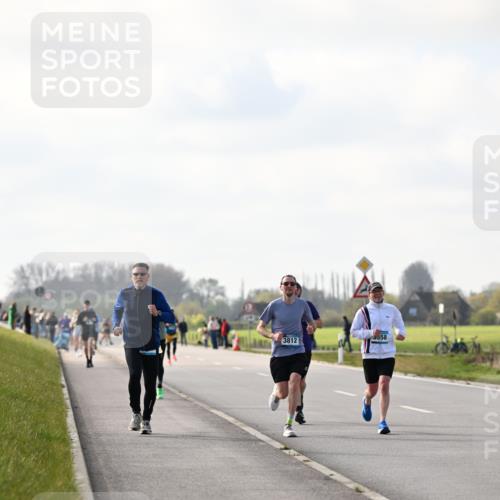 12.04.2026 - 45. Internationalen Wilhelmsburger Insellauf Dr. Thomas Lammeyer http://msf.ph/oto/9439871 12.04.2026 10:03:06 Laufen 3812, 558 meine-sportfotos.de