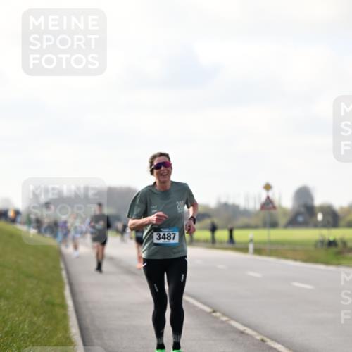 12.04.2026 - 45. Internationalen Wilhelmsburger Insellauf Dr. Thomas Lammeyer http://msf.ph/oto/9439884 12.04.2026 10:03:12 Laufen 3487 meine-sportfotos.de