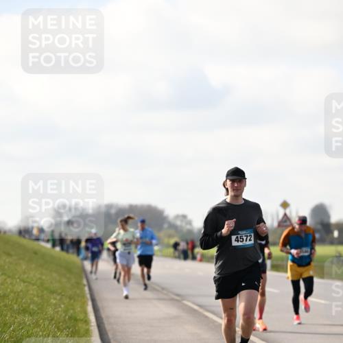 12.04.2026 - 45. Internationalen Wilhelmsburger Insellauf Dr. Thomas Lammeyer http://msf.ph/oto/9439923 12.04.2026 10:03:21 Laufen 4572 meine-sportfotos.de