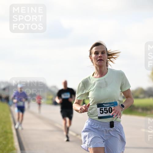 12.04.2026 - 45. Internationalen Wilhelmsburger Insellauf Dr. Thomas Lammeyer http://msf.ph/oto/9439967 12.04.2026 10:03:29 Laufen 550 meine-sportfotos.de