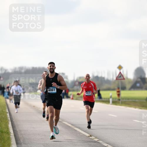 12.04.2026 - 45. Internationalen Wilhelmsburger Insellauf Dr. Thomas Lammeyer http://msf.ph/oto/9440018 12.04.2026 10:03:39 Laufen 4061 meine-sportfotos.de