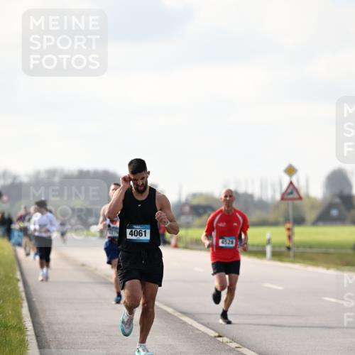12.04.2026 - 45. Internationalen Wilhelmsburger Insellauf Dr. Thomas Lammeyer http://msf.ph/oto/9440022 12.04.2026 10:03:40 Laufen 4061, 4528 meine-sportfotos.de