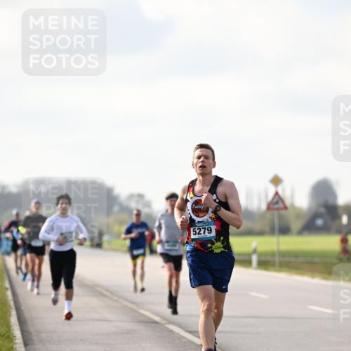 12.04.2026 - 45. Internationalen Wilhelmsburger Insellauf Dr. Thomas Lammeyer http://msf.ph/oto/9440047 12.04.2026 10:03:44 Laufen 5279 meine-sportfotos.de
